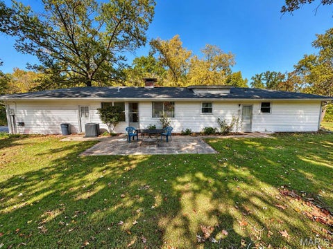 Tiny photo for 10056 Briarwood Drive, St Louis, MO 63124 (MLS # 26068987)