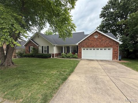 Photo of 2953 Westborough Drive, St Charles, MO 63301 (MLS # 26033906)