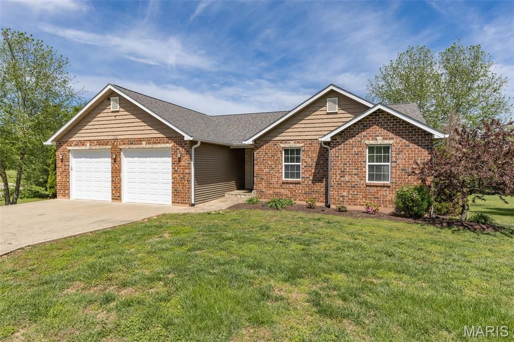 Photo of 13104 Waggoner Road, Festus, MO 63028 (MLS # 26023904)