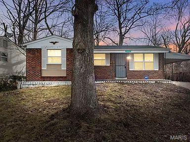10256 LORD DR, SAINT LOUIS, MO 63136 - Image 45bb85cbbeb4bbc106f0c62d2c09600a/3677990912