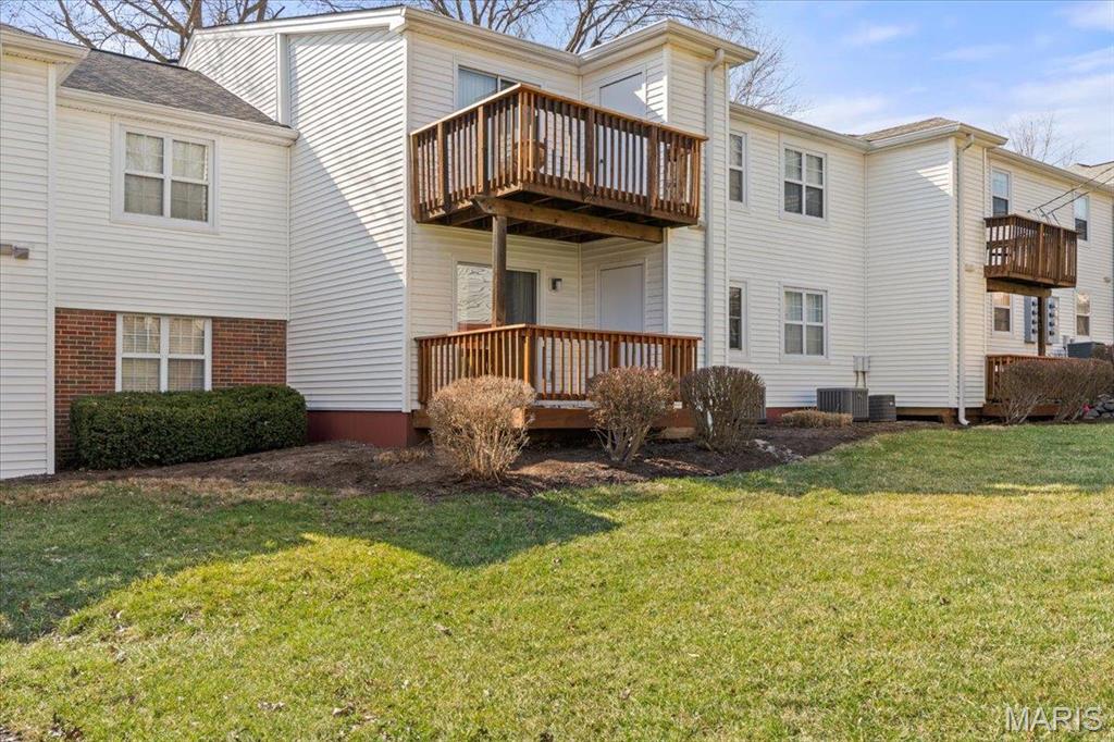 Brentwood Forest Condo - Residential