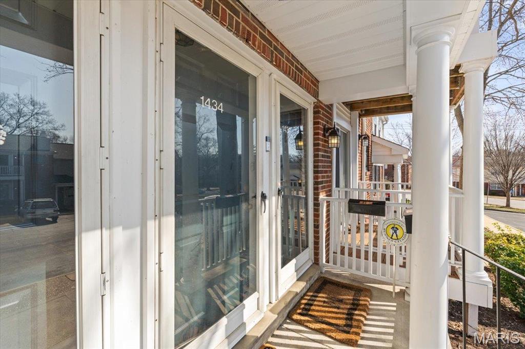 Brentwood Forest Condo - Residential