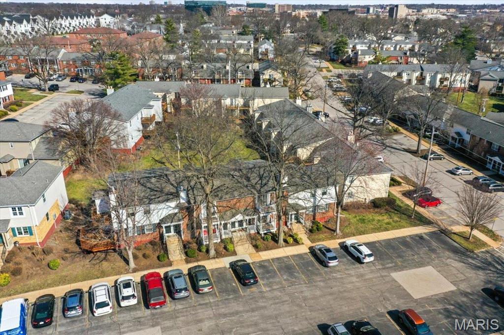 Brentwood Forest Condo - Residential