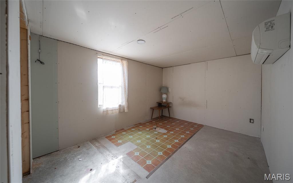 Brown Shanty Lake - Residential