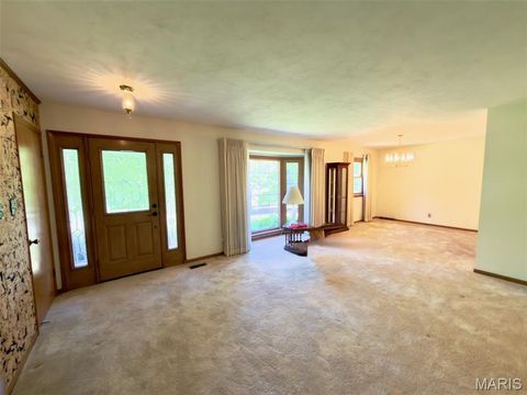 Tiny photo for 9817 Kimker Lane, Sunset Hills, MO 63127 (MLS # 26030621)