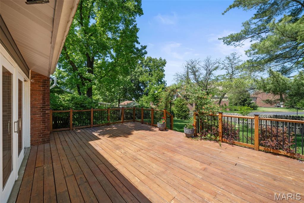 Country Lane Woods First Add - Residential