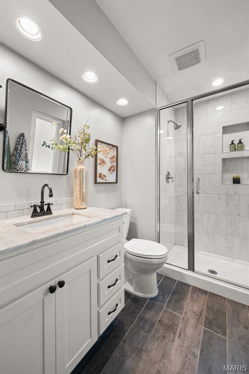 Country Lane Woods First Add - Residential