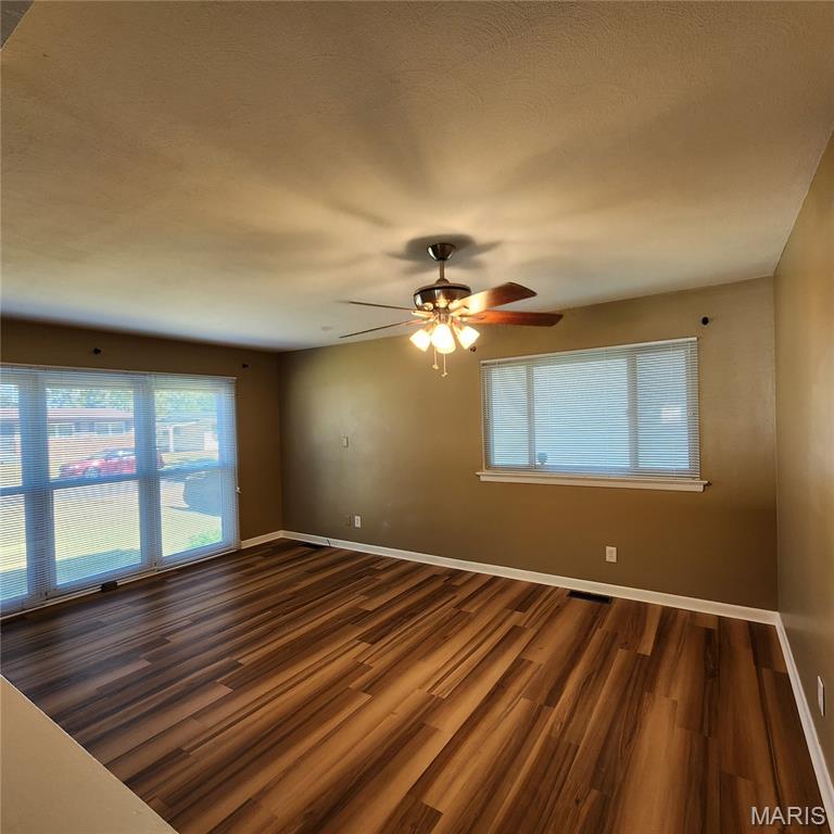 790 Manresa Lane