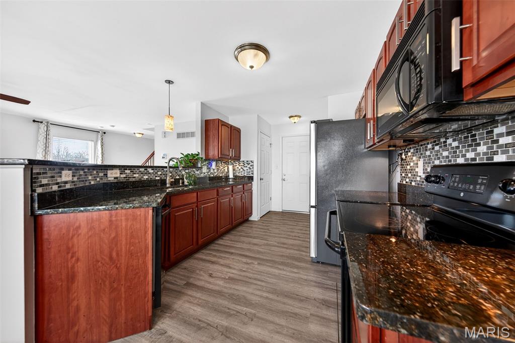 Vlgs At Springhurst #1 - Residential