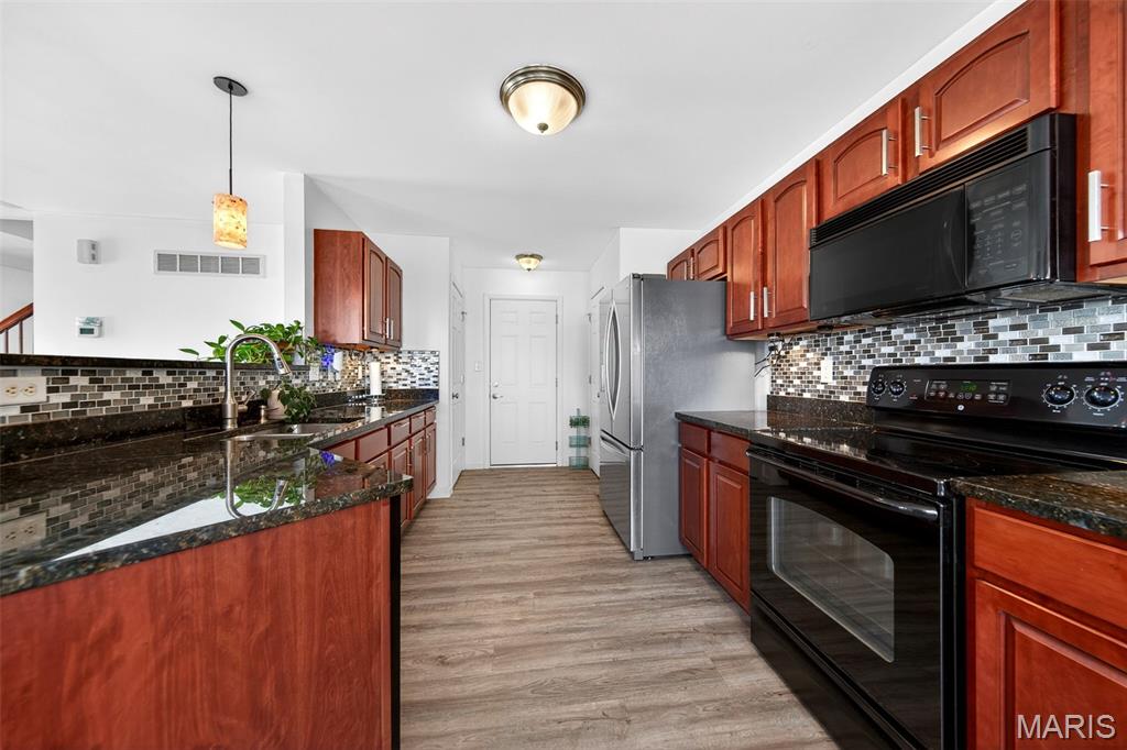 Vlgs At Springhurst #1 - Residential