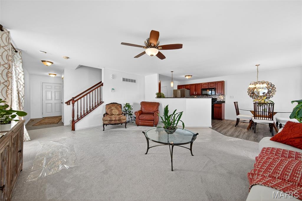 Vlgs At Springhurst #1 - Residential