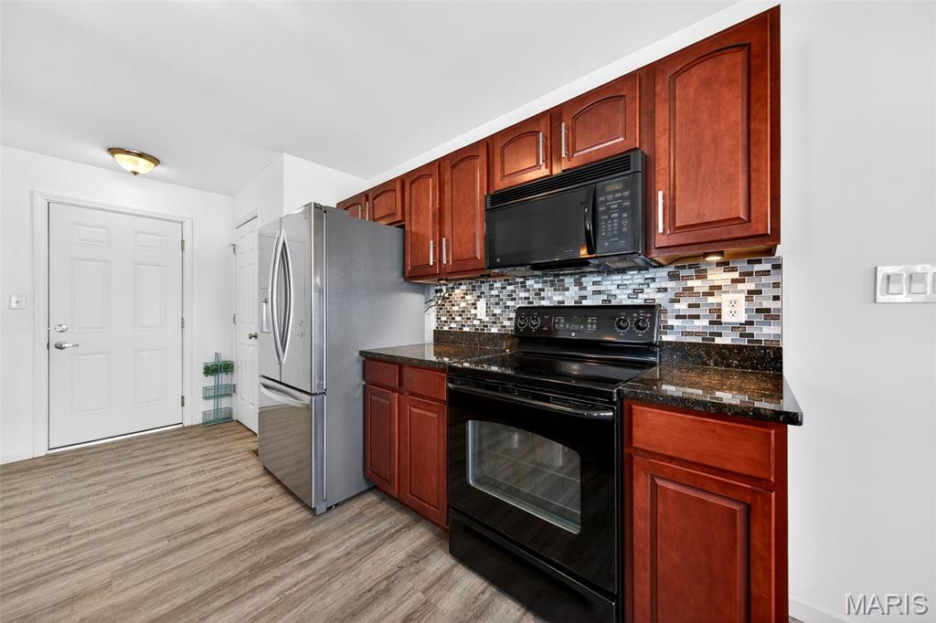 Vlgs At Springhurst #1 - Residential