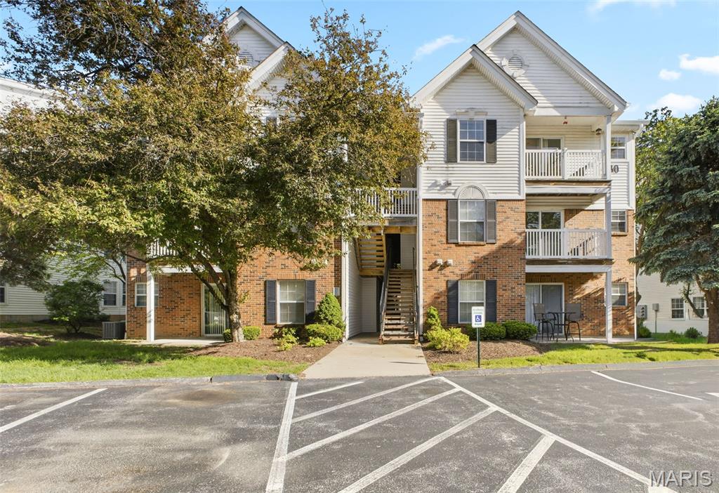 Turnberry Gardens #6 Add To #5 Tnby Place Pt - Residential