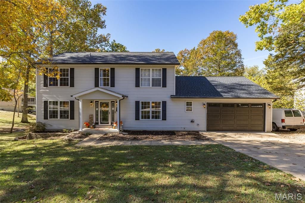 Photo of 9525 E Vista Drive, Hillsboro, MO 63050 (MLS # 25072072)