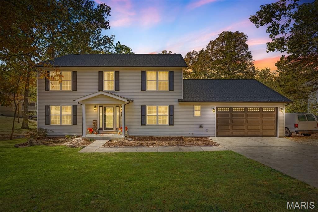 Photo of 9525 E Vista Drive, Hillsboro, MO 63050 (MLS # 25072072)