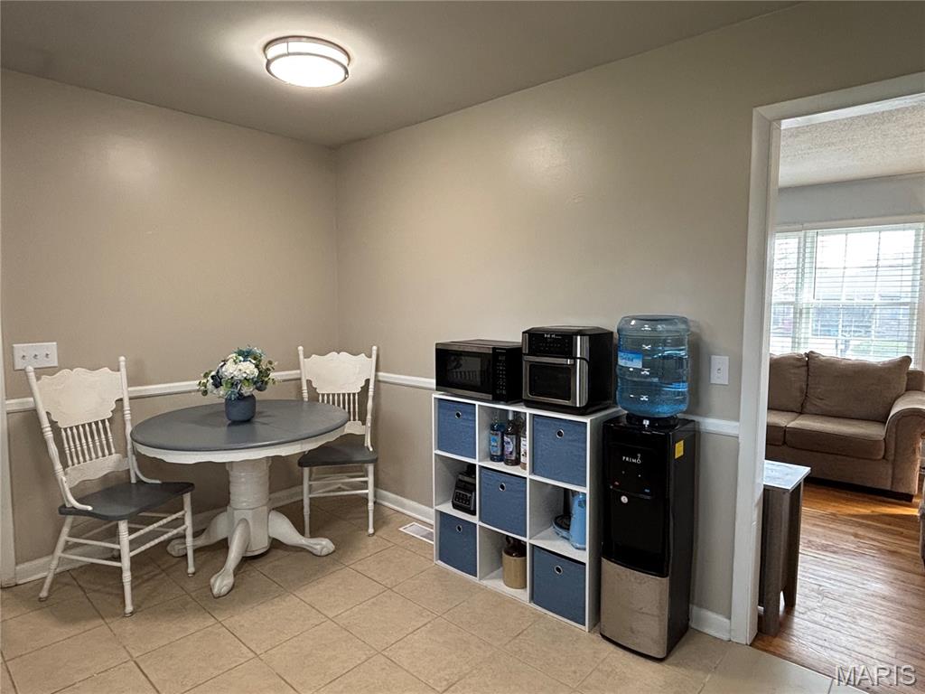 Clintons Sub - Residential