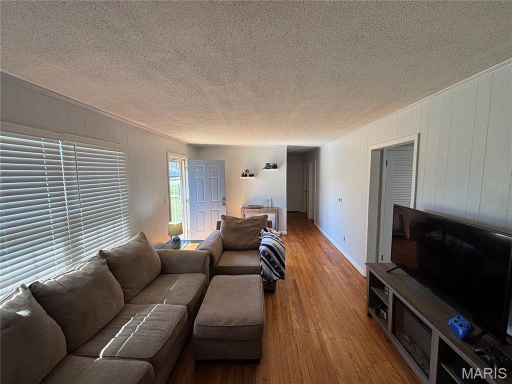 Clintons Sub - Residential