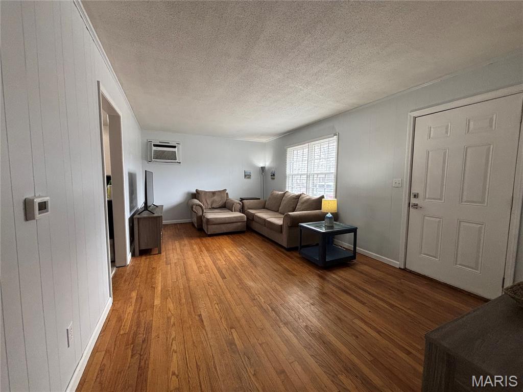 Clintons Sub - Residential