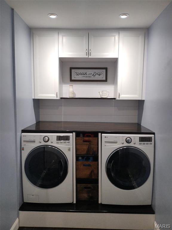 7373 Little Oaks Drive