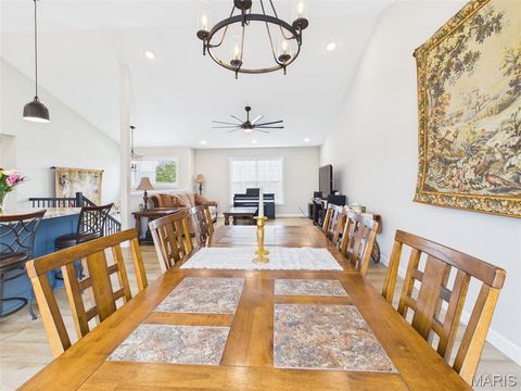 Tiny photo for 197 Majestic, Waynesville, MO 65583 (MLS # 26022277)