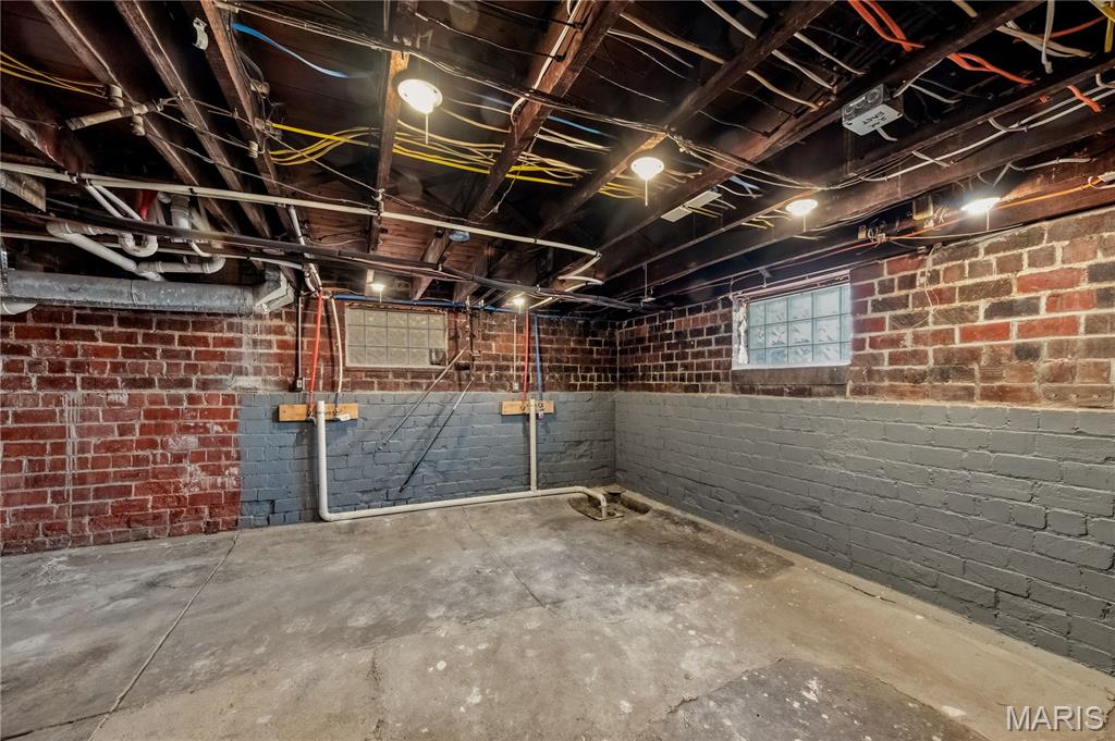 Taylors Add - Residential Lease