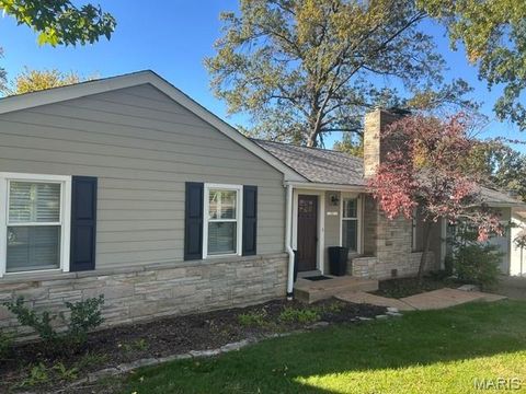 1515 Bridle Road Webster Groves MO 63119