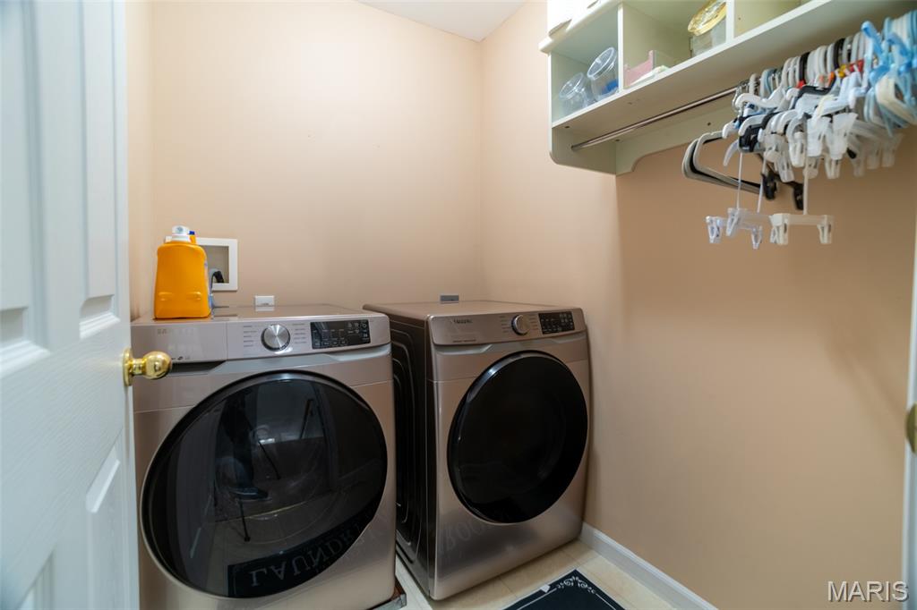 Pearson Pointe Villa - Residential