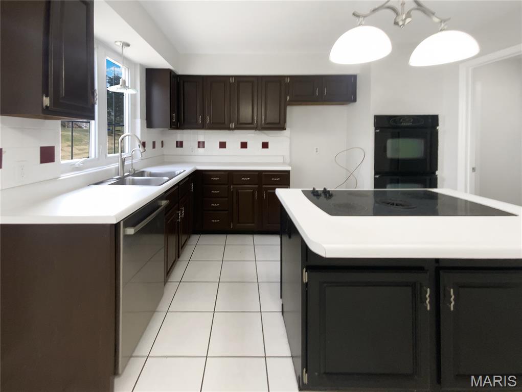 15751 Heathercroft Drive