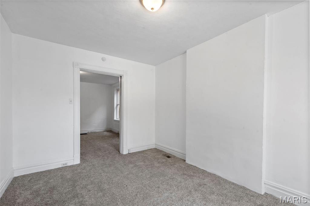 Guckers Add - Residential Income
