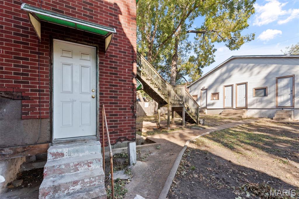 Guckers Add - Residential Income