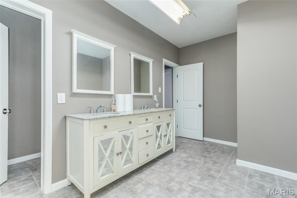 6609 Olive Boulevard