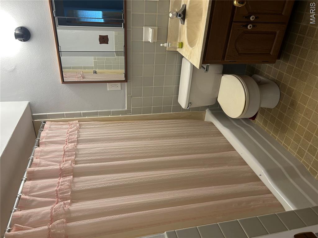 Alberta Terrace - Residential Lease