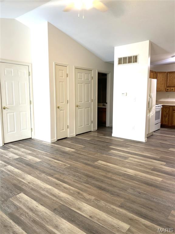 Willows At The Lake - Residential