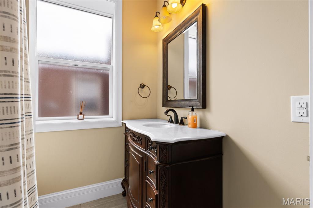 4623 Shenandoah Avenue-Condos - Residential