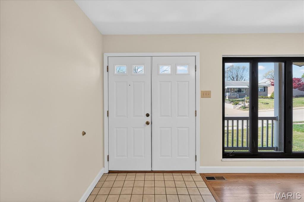 Susan Gardens 1 - Residential