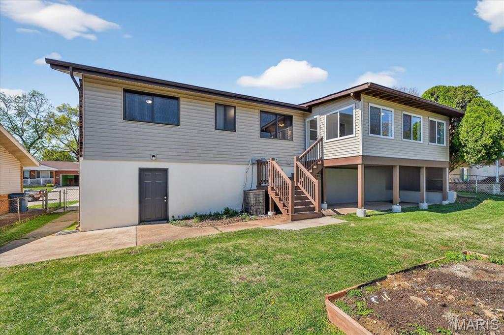 Susan Gardens 1 - Residential