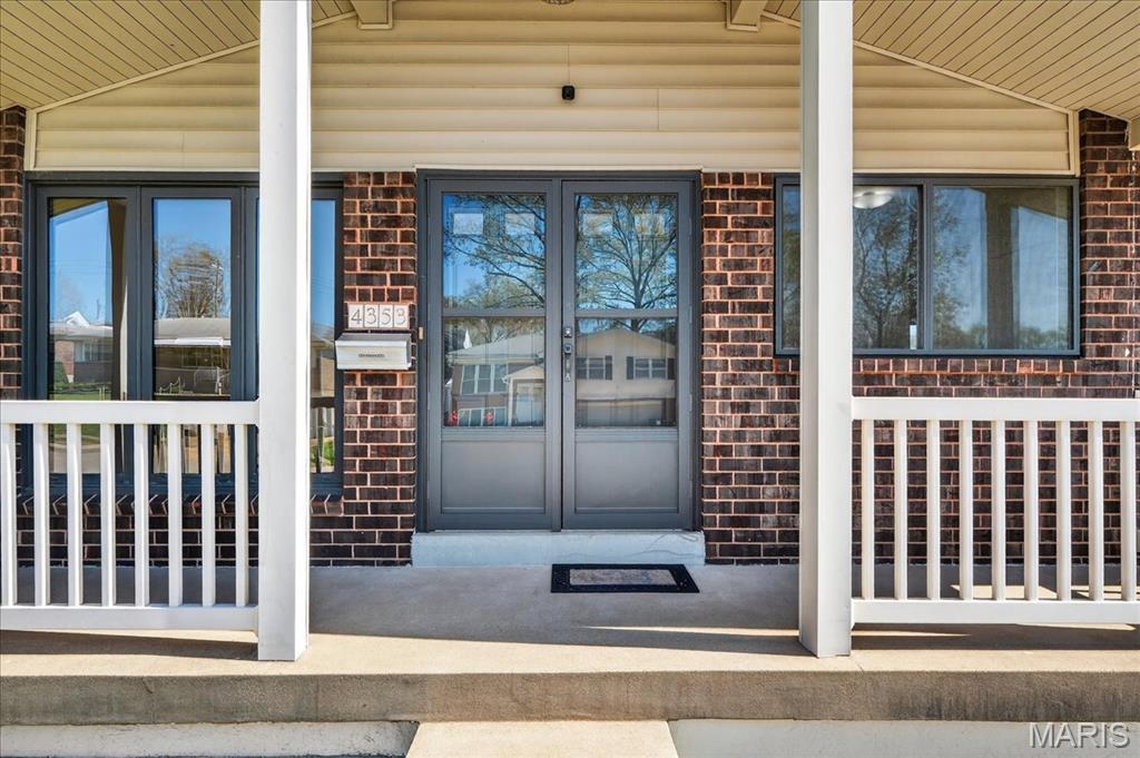 Susan Gardens 1 - Residential