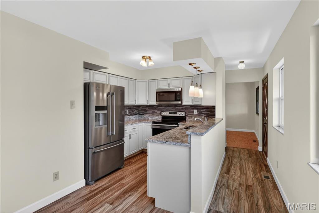 Susan Gardens 1 - Residential