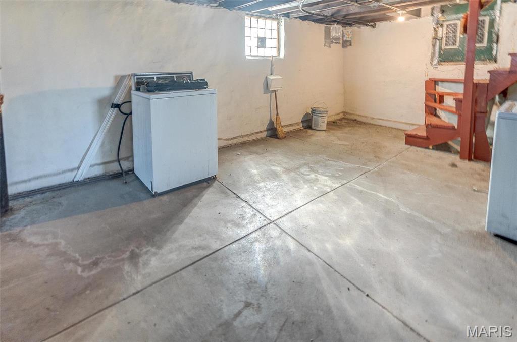 East St Louis, Illinois 62205, United States, 2 Bedrooms Bedrooms, ,1 BathroomBathrooms,Residential,Active,92847