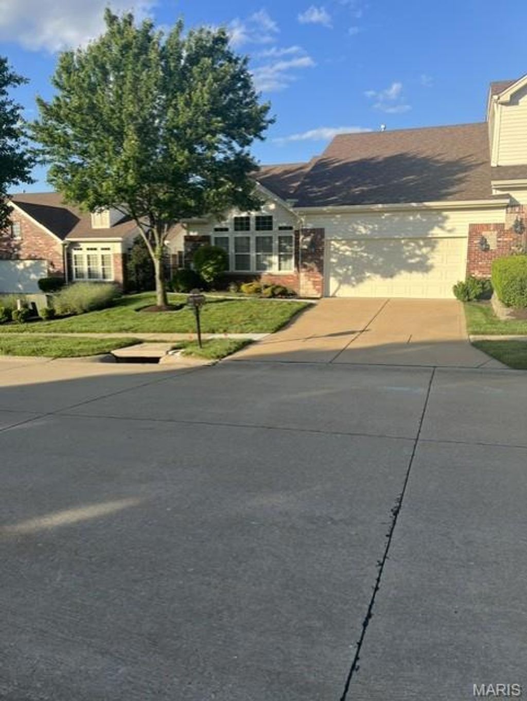 Photo of 318 Solar Terrace Court, Chesterfield, MO 63017 (MLS # 26029027)