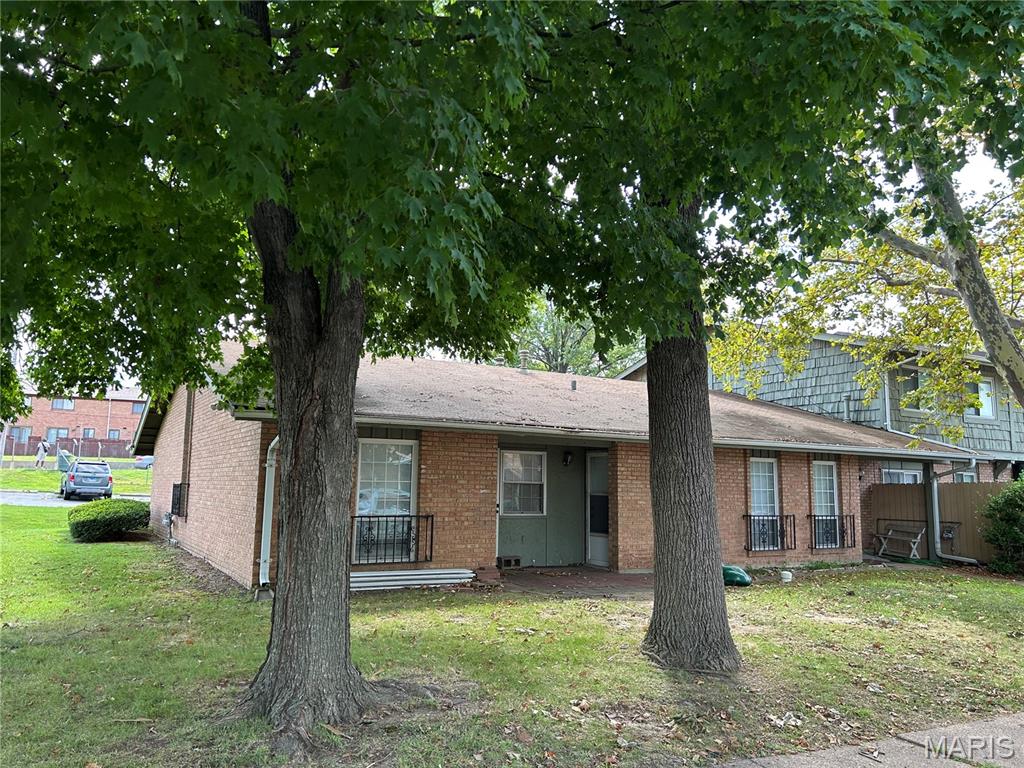 7299 N Hanley Road B
