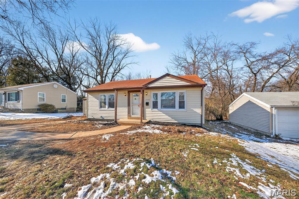 2506 Shannonaire Drive