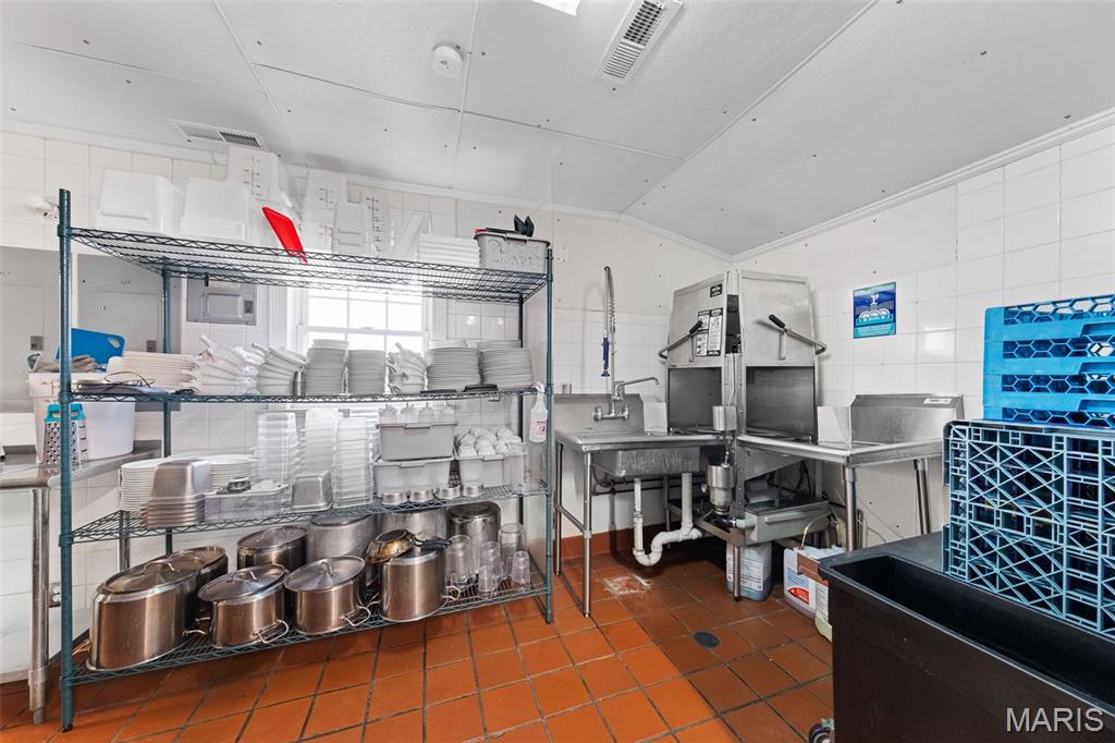 Knornschilds 2nd Add - Commercial Sale