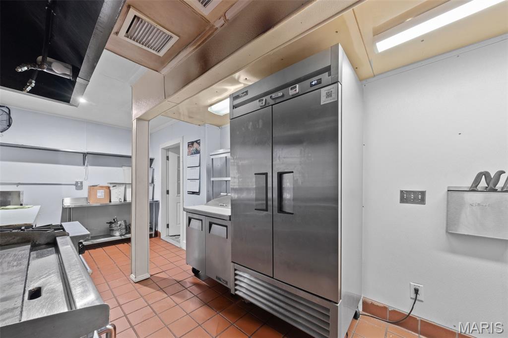Knornschilds 2nd Add - Commercial Sale