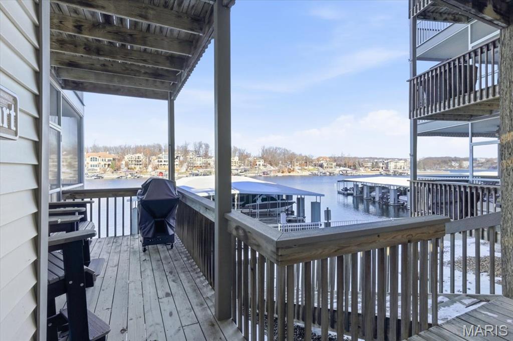 Evergreens on the Lake - Residential