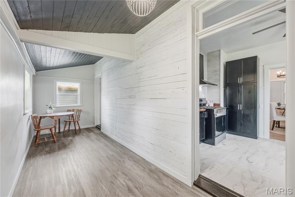 E W Davis Add To Maplewood - Residential