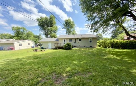 Tiny photo for 5 Milky Way Drive, St Charles, MO 63304 (MLS # 26030925)