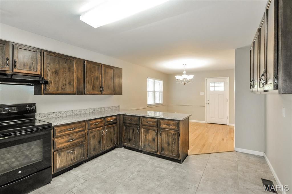 Photo of 1905 Apple Blossom Court, Florissant, MO 63031 (MLS # 25073597)