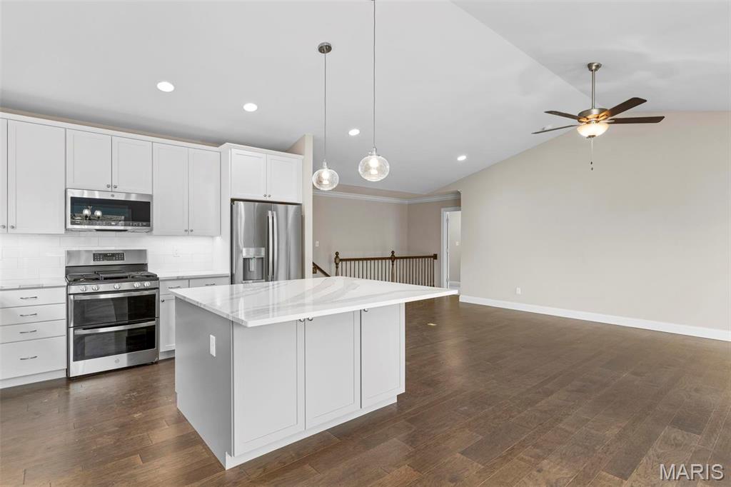 Bella Terra - Residential