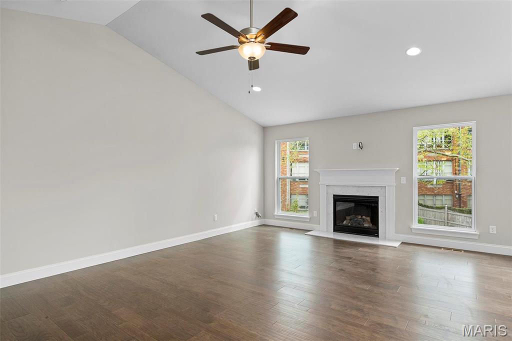 Bella Terra - Residential